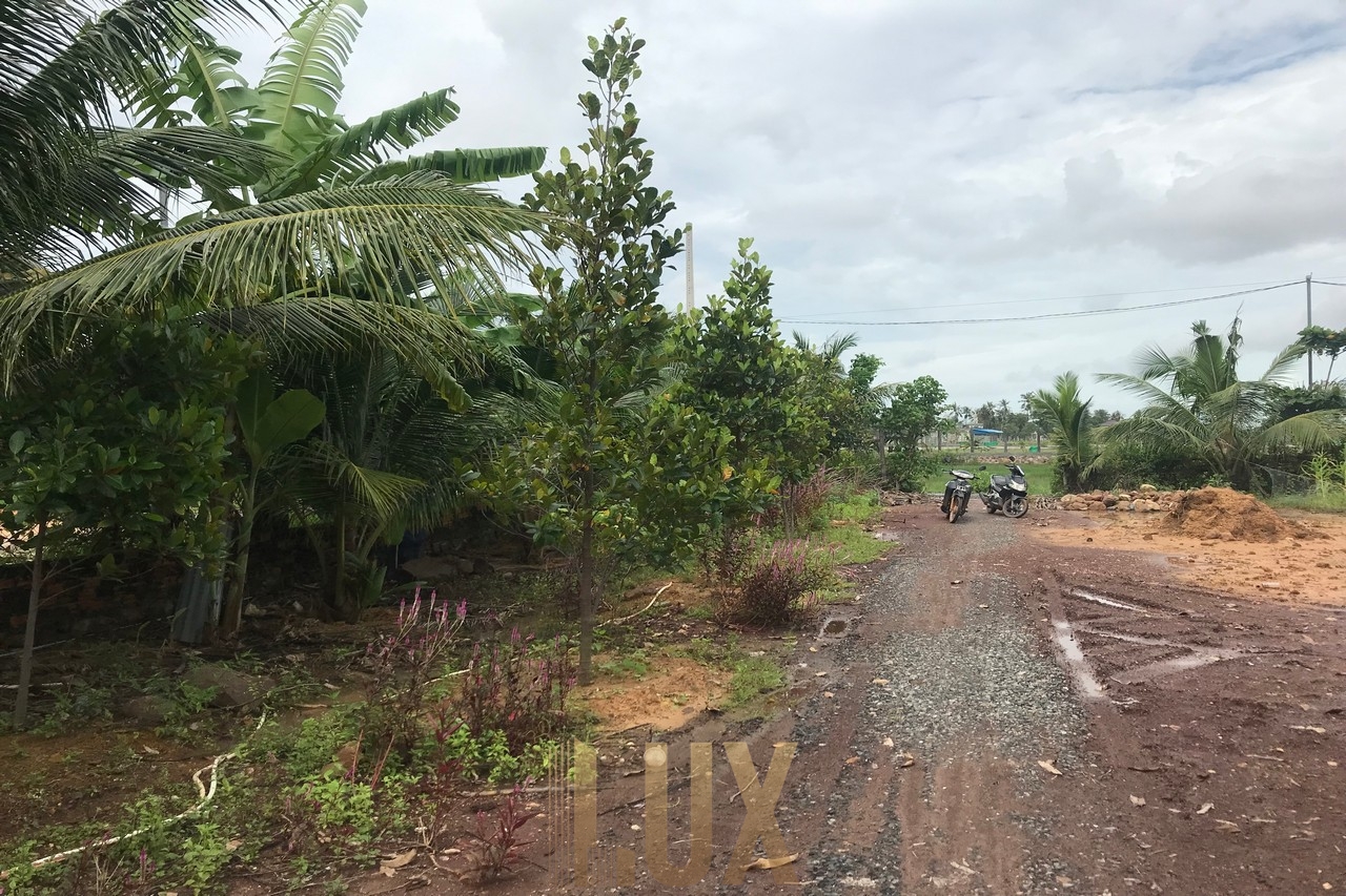 LOVELY RIVERSIDE LAND FOR SALE ON FISH ISLAND, KAMPOT Apartment Finder Apartments, Houses